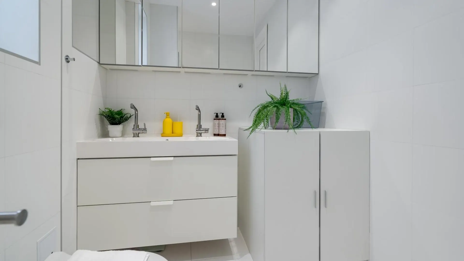 Wilson Gem Apartment Bucharest